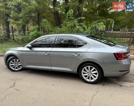 Серый Шкода Суперб, объемом двигателя 1.97 л и пробегом 167 тыс. км за 30750 $, фото 7 на Automoto.ua