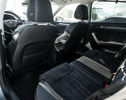 Серый Шкода Суперб, объемом двигателя 1.97 л и пробегом 164 тыс. км за 27700 $, фото 34 на Automoto.ua