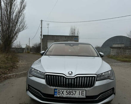 Сірий Шкода Суперб, об'ємом двигуна 1.97 л та пробігом 178 тис. км за 28800 $, фото 60 на Automoto.ua