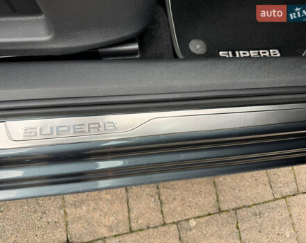 Серый Шкода Суперб, объемом двигателя 2 л и пробегом 215 тыс. км за 25400 $, фото 52 на Automoto.ua
