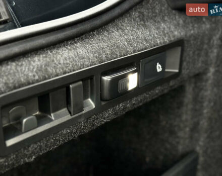 Серый Шкода Суперб, объемом двигателя 2 л и пробегом 218 тыс. км за 19999 $, фото 59 на Automoto.ua