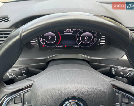 Серый Шкода Суперб, объемом двигателя 2 л и пробегом 215 тыс. км за 25400 $, фото 61 на Automoto.ua