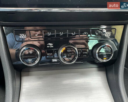 Серый Шкода Суперб, объемом двигателя 2 л и пробегом 215 тыс. км за 25400 $, фото 65 на Automoto.ua