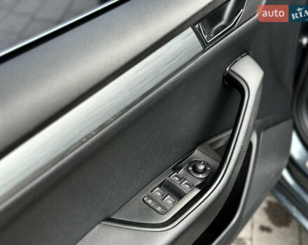 Серый Шкода Суперб, объемом двигателя 2 л и пробегом 218 тыс. км за 19999 $, фото 40 на Automoto.ua