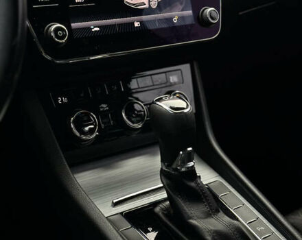 Серый Шкода Суперб, объемом двигателя 2 л и пробегом 218 тыс. км за 19999 $, фото 52 на Automoto.ua