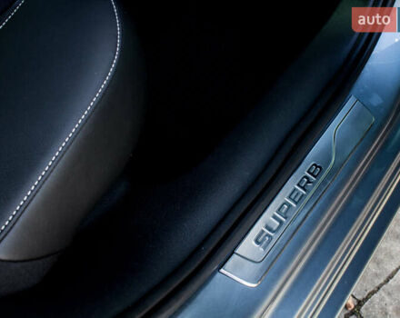 Сірий Шкода Суперб, об'ємом двигуна 1.97 л та пробігом 163 тис. км за 27300 $, фото 71 на Automoto.ua