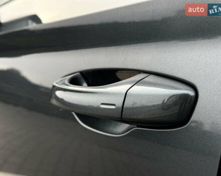 Серый Шкода Суперб, объемом двигателя 2 л и пробегом 218 тыс. км за 19999 $, фото 4 на Automoto.ua