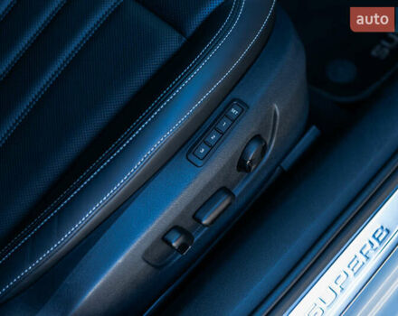 Серый Шкода Суперб, объемом двигателя 1.98 л и пробегом 108 тыс. км за 43000 $, фото 37 на Automoto.ua