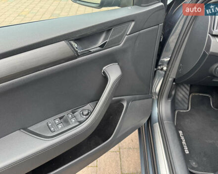 Серый Шкода Суперб, объемом двигателя 2 л и пробегом 215 тыс. км за 25400 $, фото 55 на Automoto.ua