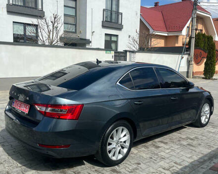 Серый Шкода Суперб, объемом двигателя 2 л и пробегом 298 тыс. км за 20500 $, фото 2 на Automoto.ua