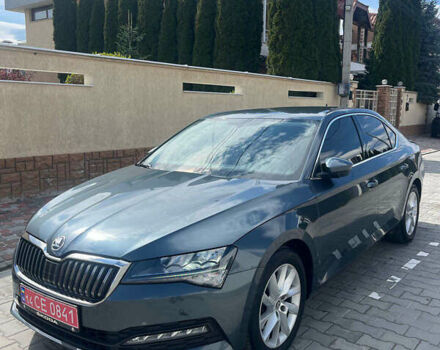 Серый Шкода Суперб, объемом двигателя 2 л и пробегом 298 тыс. км за 20500 $, фото 1 на Automoto.ua