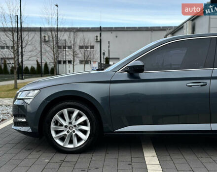 Серый Шкода Суперб, объемом двигателя 2 л и пробегом 218 тыс. км за 19999 $, фото 9 на Automoto.ua