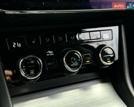 Серый Шкода Суперб, объемом двигателя 2 л и пробегом 218 тыс. км за 19999 $, фото 56 на Automoto.ua