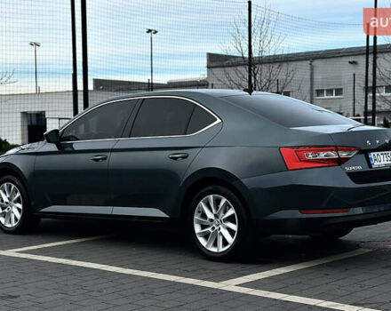 Серый Шкода Суперб, объемом двигателя 2 л и пробегом 218 тыс. км за 19999 $, фото 7 на Automoto.ua