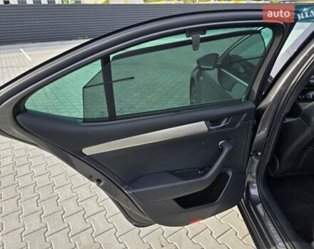 Шкода Суперб 2021 у Ковель на Automoto.ua Сірий Шкода Суперб, об'ємом двигуна 1.97 л та пробігом 171 тис. км за 31900 $, фото 40 на Automoto.ua