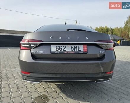 Шкода Суперб 2021 у Ковель на Automoto.ua Сірий Шкода Суперб, об'ємом двигуна 1.97 л та пробігом 171 тис. км за 31900 $, фото 12 на Automoto.ua