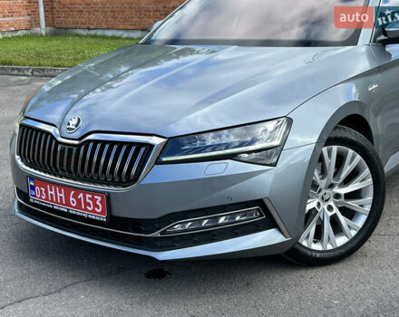 Серый Шкода Суперб, объемом двигателя 1.97 л и пробегом 202 тыс. км за 26999 $, фото 5 на Automoto.ua