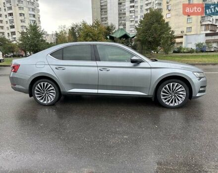 Серый Шкода Суперб, объемом двигателя 1.98 л и пробегом 55 тыс. км за 30900 $, фото 4 на Automoto.ua