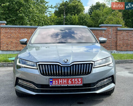 Серый Шкода Суперб, объемом двигателя 1.97 л и пробегом 202 тыс. км за 26999 $, фото 11 на Automoto.ua