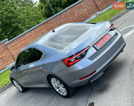 Серый Шкода Суперб, объемом двигателя 1.97 л и пробегом 202 тыс. км за 26999 $, фото 25 на Automoto.ua