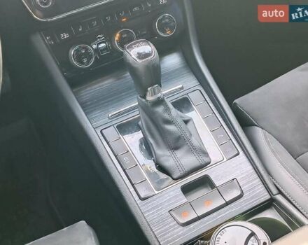 Серый Шкода Суперб, объемом двигателя 2 л и пробегом 139 тыс. км за 29990 $, фото 17 на Automoto.ua