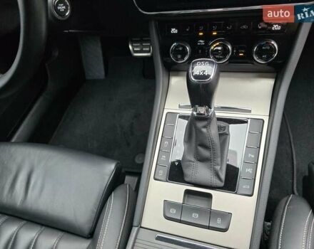 Сірий Шкода Суперб, об'ємом двигуна 1.97 л та пробігом 172 тис. км за 31300 $, фото 66 на Automoto.ua