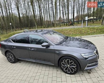 Сірий Шкода Суперб, об'ємом двигуна 1.97 л та пробігом 172 тис. км за 31300 $, фото 27 на Automoto.ua