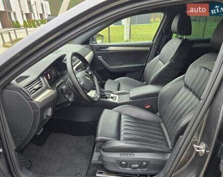 Сірий Шкода Суперб, об'ємом двигуна 1.97 л та пробігом 172 тис. км за 31300 $, фото 34 на Automoto.ua