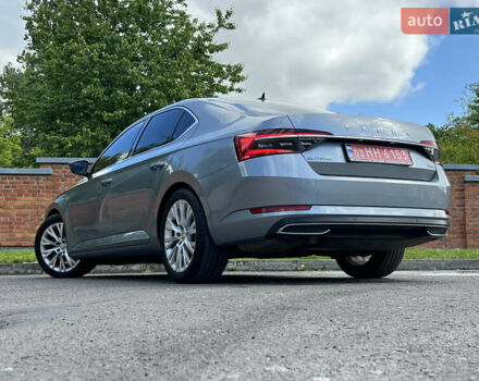 Серый Шкода Суперб, объемом двигателя 1.97 л и пробегом 202 тыс. км за 26999 $, фото 22 на Automoto.ua