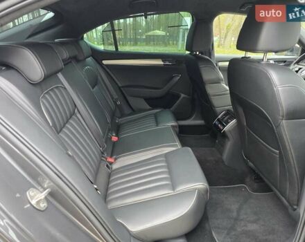 Сірий Шкода Суперб, об'ємом двигуна 1.97 л та пробігом 172 тис. км за 31300 $, фото 56 на Automoto.ua