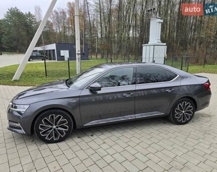 Сірий Шкода Суперб, об'ємом двигуна 1.97 л та пробігом 171 тис. км за 32500 $, фото 8 на Automoto.ua