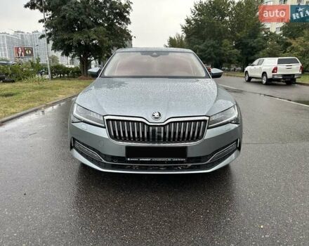 Сірий Шкода Суперб, об'ємом двигуна 1.98 л та пробігом 48 тис. км за 31900 $, фото 2 на Automoto.ua