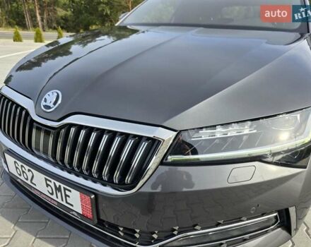 Шкода Суперб 2021 у Ковель на Automoto.ua Сірий Шкода Суперб, об'ємом двигуна 1.97 л та пробігом 171 тис. км за 31900 $, фото 24 на Automoto.ua