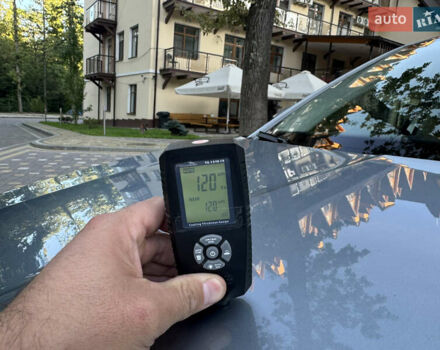 Сірий Шкода Суперб, об'ємом двигуна 2 л та пробігом 198 тис. км за 27999 $, фото 220 на Automoto.ua