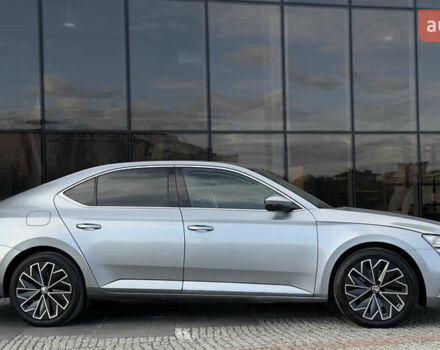 Серый Шкода Суперб, объемом двигателя 2 л и пробегом 208 тыс. км за 28900 $, фото 30 на Automoto.ua