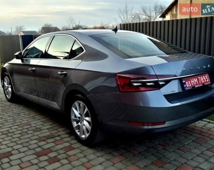 Серый Шкода Суперб, объемом двигателя 1.97 л и пробегом 187 тыс. км за 26800 $, фото 21 на Automoto.ua