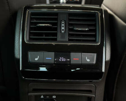 Серый Шкода Суперб, объемом двигателя 2 л и пробегом 208 тыс. км за 28900 $, фото 53 на Automoto.ua