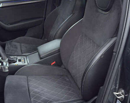 Серый Шкода Суперб, объемом двигателя 2 л и пробегом 198 тыс. км за 29500 $, фото 3 на Automoto.ua