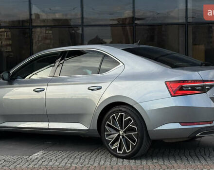 Серый Шкода Суперб, объемом двигателя 2 л и пробегом 208 тыс. км за 28900 $, фото 25 на Automoto.ua