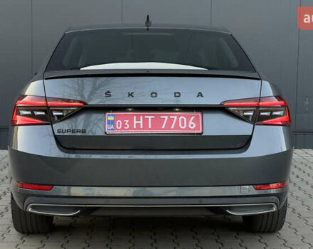 Серый Шкода Суперб, объемом двигателя 2 л и пробегом 198 тыс. км за 29500 $, фото 32 на Automoto.ua