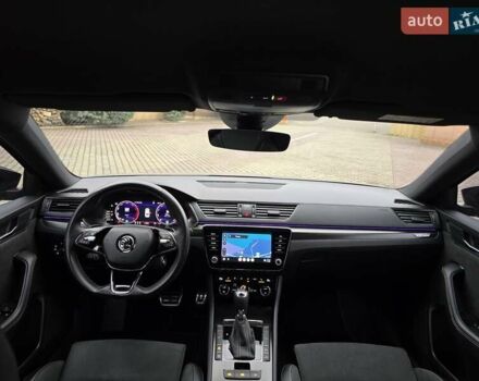 Сірий Шкода Суперб, об'ємом двигуна 1.97 л та пробігом 195 тис. км за 32800 $, фото 140 на Automoto.ua