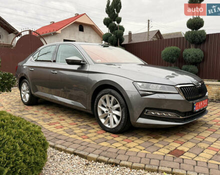 Сірий Шкода Суперб, об'ємом двигуна 1.97 л та пробігом 170 тис. км за 28500 $, фото 5 на Automoto.ua