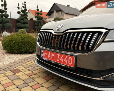 Сірий Шкода Суперб, об'ємом двигуна 1.97 л та пробігом 170 тис. км за 28500 $, фото 14 на Automoto.ua