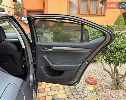 Сірий Шкода Суперб, об'ємом двигуна 1.97 л та пробігом 170 тис. км за 28500 $, фото 32 на Automoto.ua