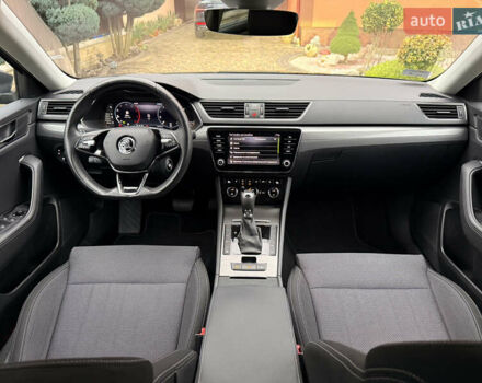 Сірий Шкода Суперб, об'ємом двигуна 1.97 л та пробігом 170 тис. км за 28500 $, фото 49 на Automoto.ua