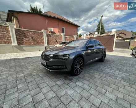 Серый Шкода Суперб, объемом двигателя 1.98 л и пробегом 15 тыс. км за 39000 $, фото 6 на Automoto.ua