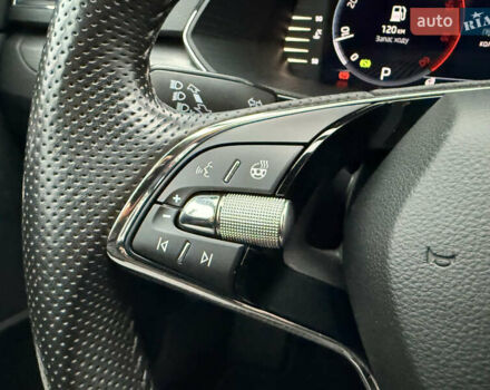 Сірий Шкода Суперб, об'ємом двигуна 1.97 л та пробігом 170 тис. км за 28500 $, фото 46 на Automoto.ua