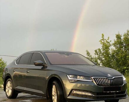 Серый Шкода Суперб, объемом двигателя 1.98 л и пробегом 139 тыс. км за 31000 $, фото 1 на Automoto.ua