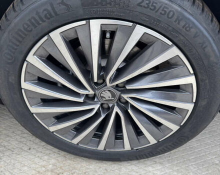 Серый Шкода Суперб, объемом двигателя 1.98 л и пробегом 15 тыс. км за 52000 $, фото 6 на Automoto.ua