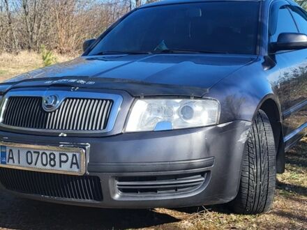 Шкода Суперб 2002 в Василькове на Automoto.ua Серый Шкода Суперб, объемом двигателя 1.8 л и пробегом 365 тыс. км за 3900 $, фото 1 на Automoto.ua